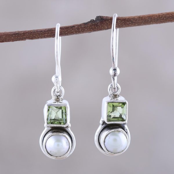 Moonglow Garden Peridot Pearl Dangle Earrings Fashion