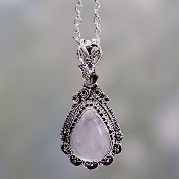 Moonlight Glamour Moonstone Pendant Necklace Online Hot Sale