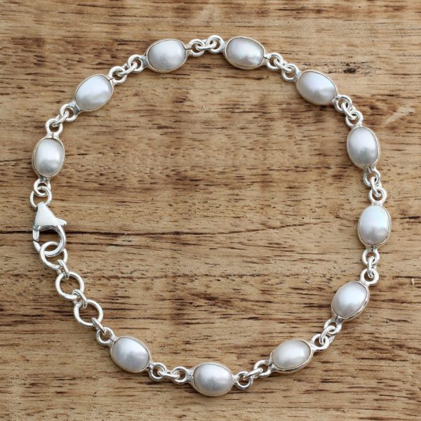 Romantic Aura Pearl & Silver Bracelet Online Hot Sale