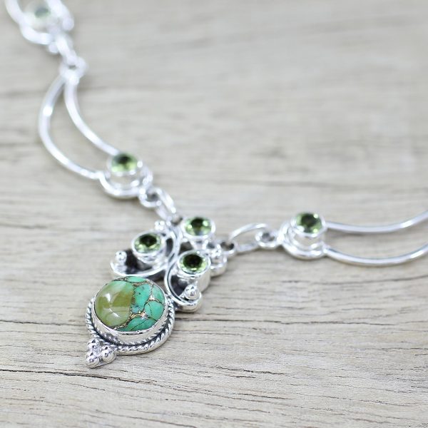 Radiant Princess in Green Necklace Hot on Sale