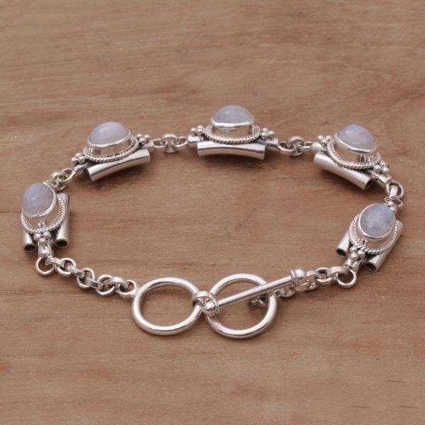 Misty Domes Silver & Rainbow Moonstone Bracelet Online