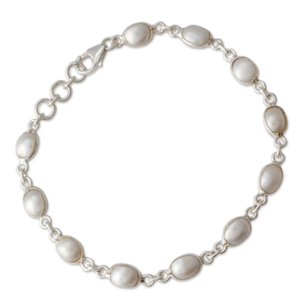 Romantic Aura Pearl & Silver Bracelet Online Hot Sale